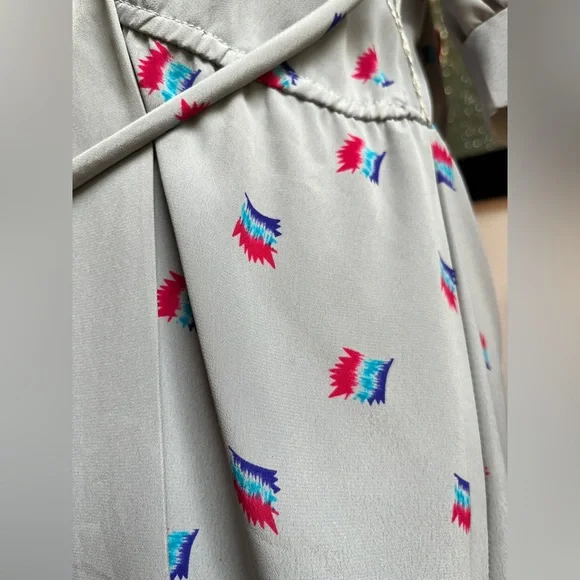 Vintage 80s Wrap Midi Dress | Gray Abstract Print | M - Picture 6 of 7